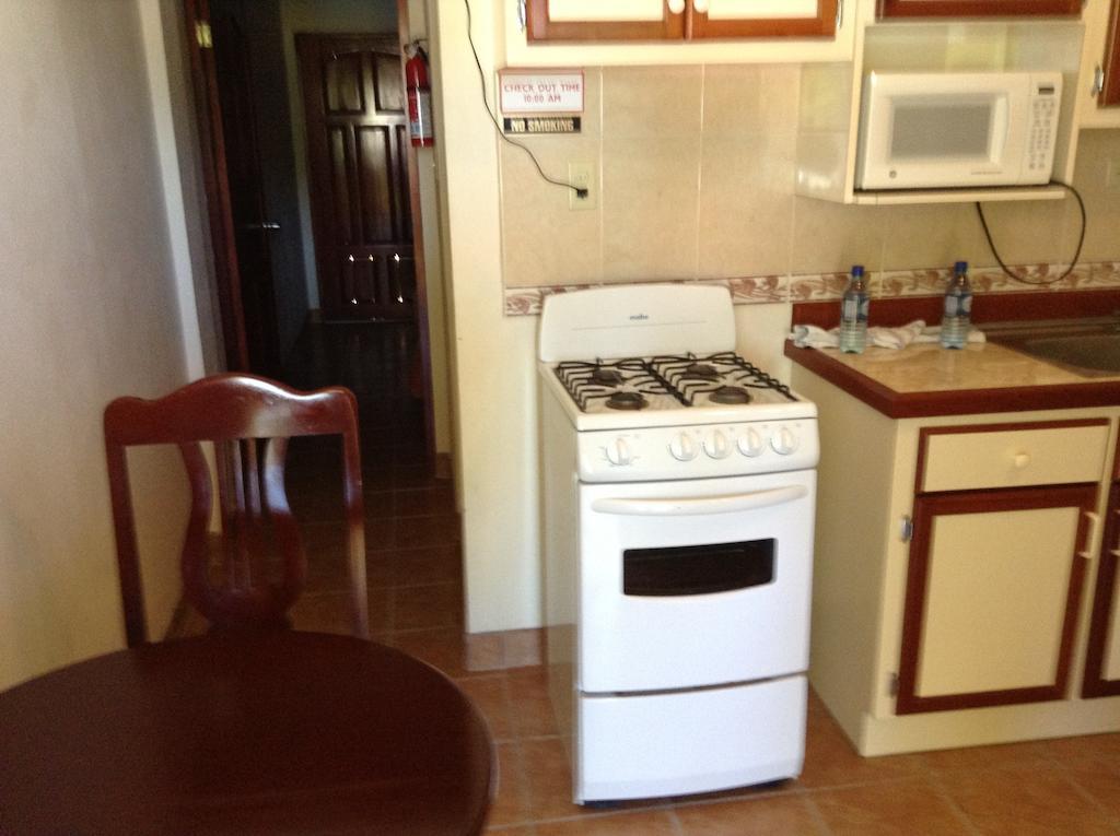 Panchos Villas Caye Caulker Rum bild