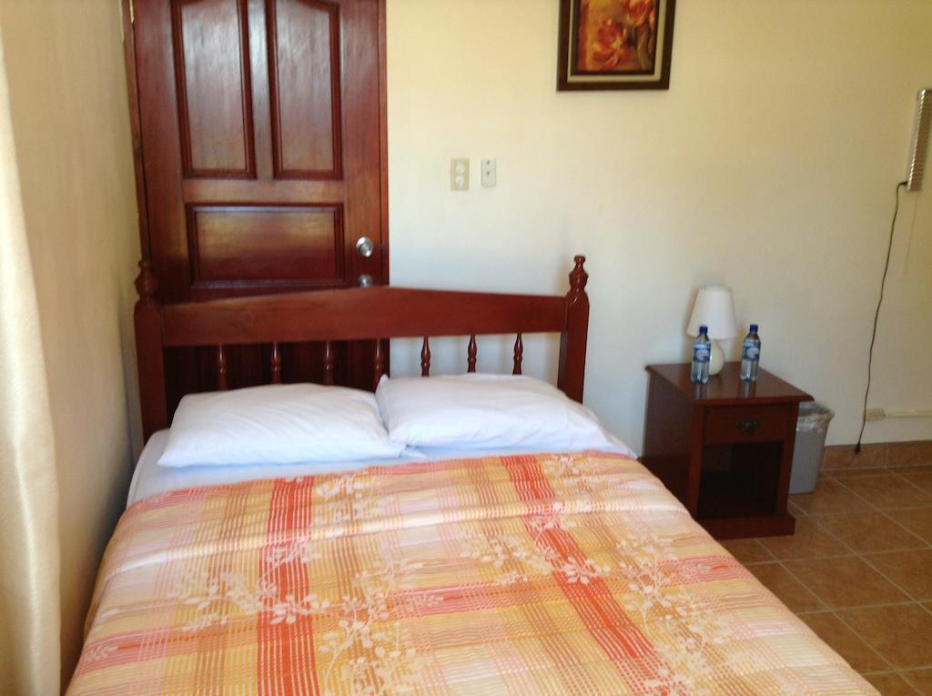 Panchos Villas Caye Caulker Exteriör bild