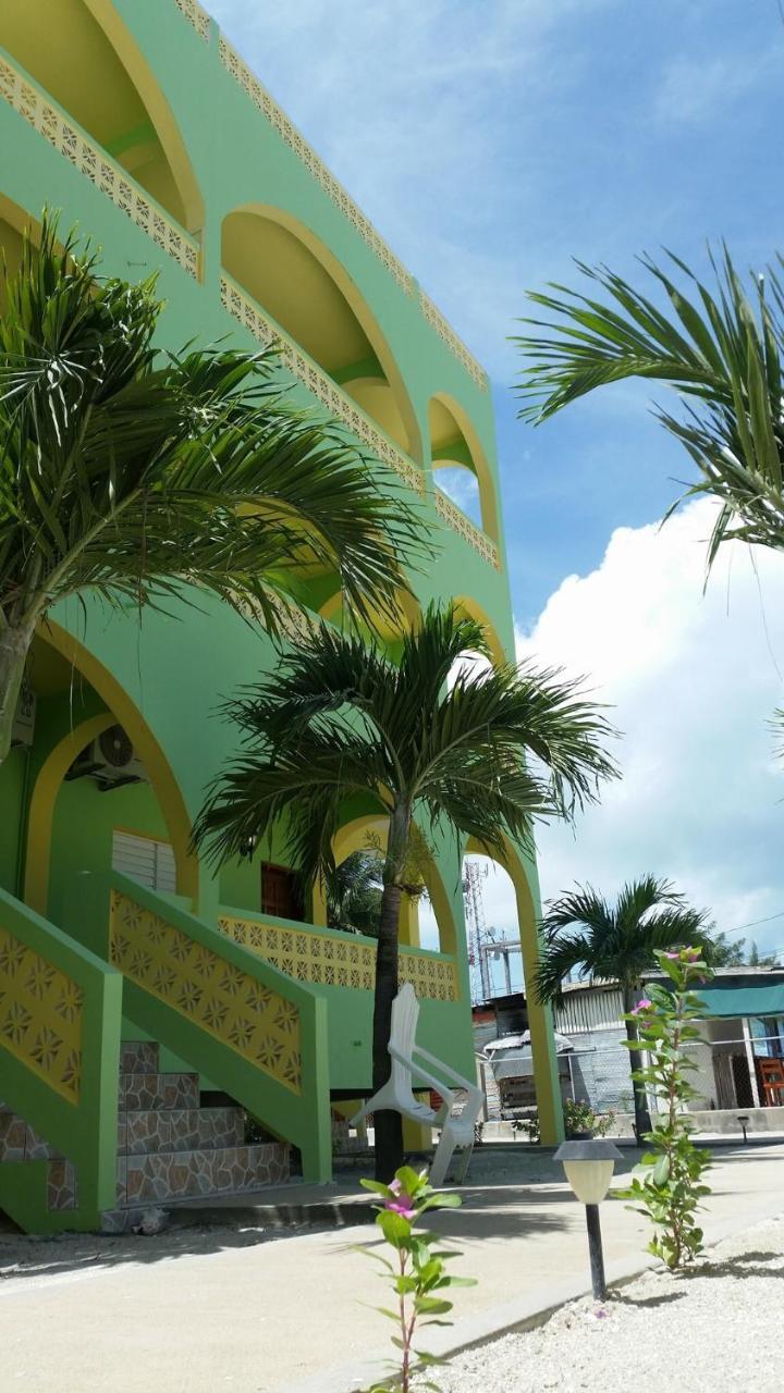 Panchos Villas Caye Caulker Exteriör bild